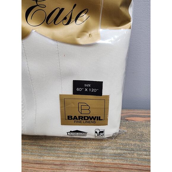 Vintage Bardwil Linens White Satin Ease 60 x 120 Oblong Table Cloth USA - Picture 3 of 7